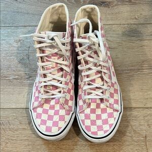 Vans Pink and White Checkered High-Tops sneakers sold out sz 8